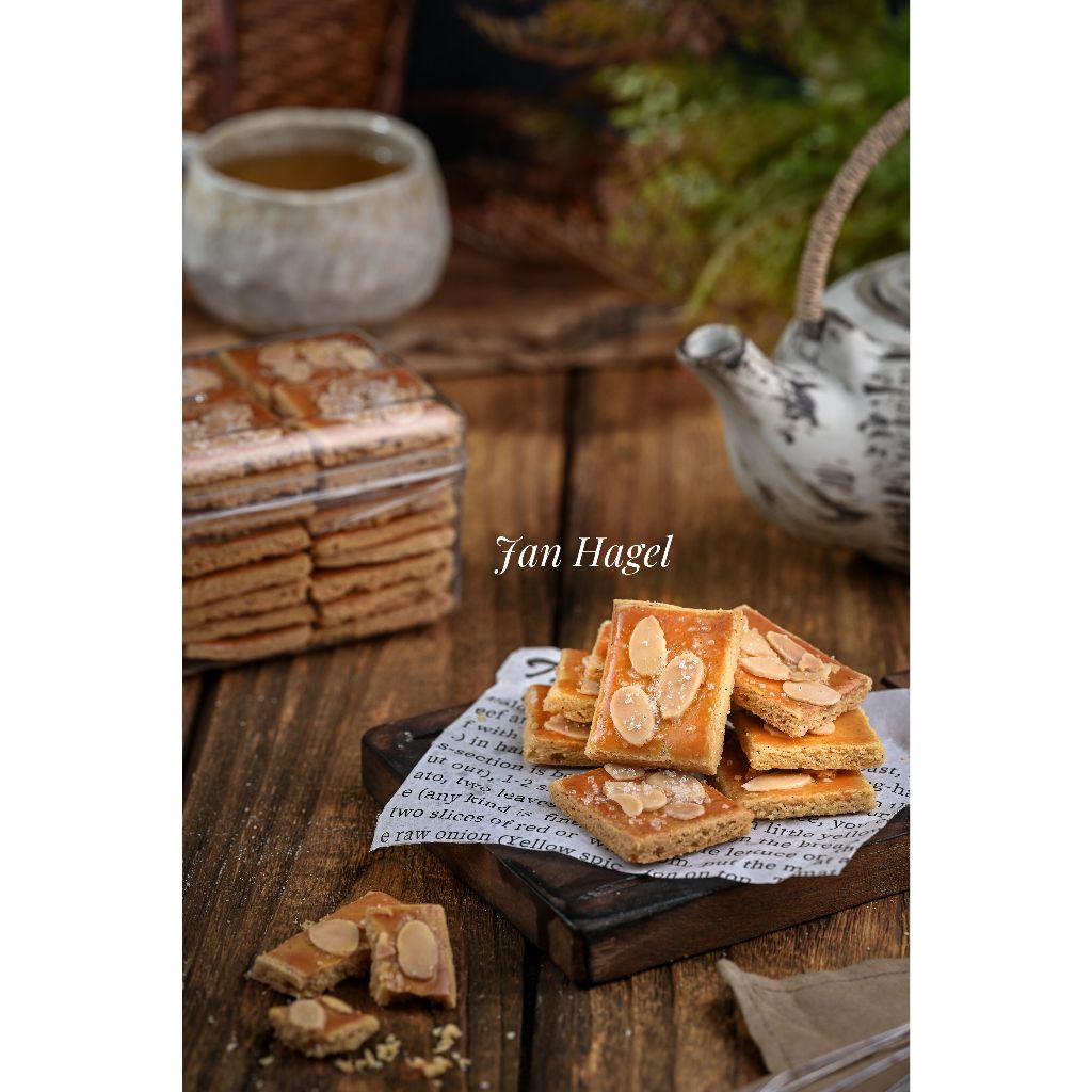 

JAN HAGEL cookies khas Belanda dengan aroma rempah yang khas