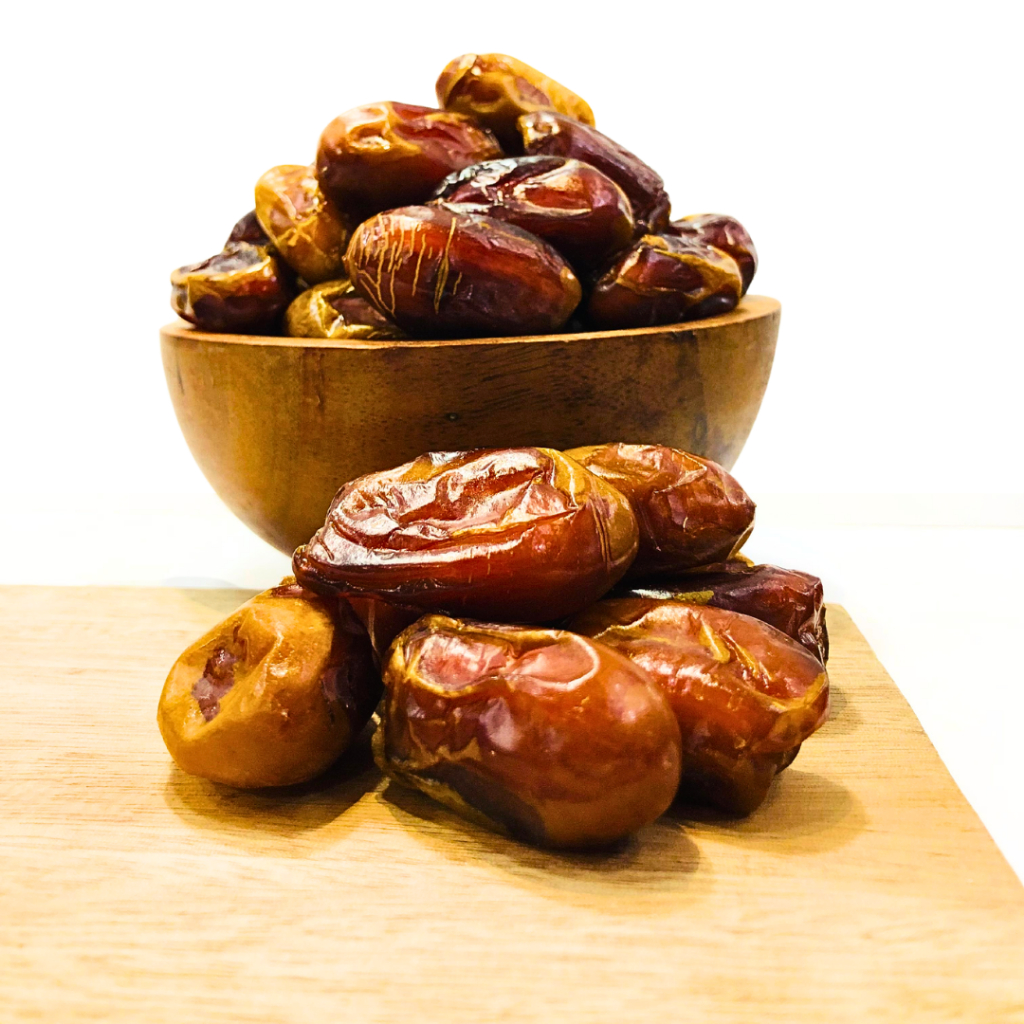 

Kurma Khalas 1 kg / Kurma Khalas Premium 1 kg / Kurma Khalas 1 kg Asli 100% Original / ELSHANUM GRUP