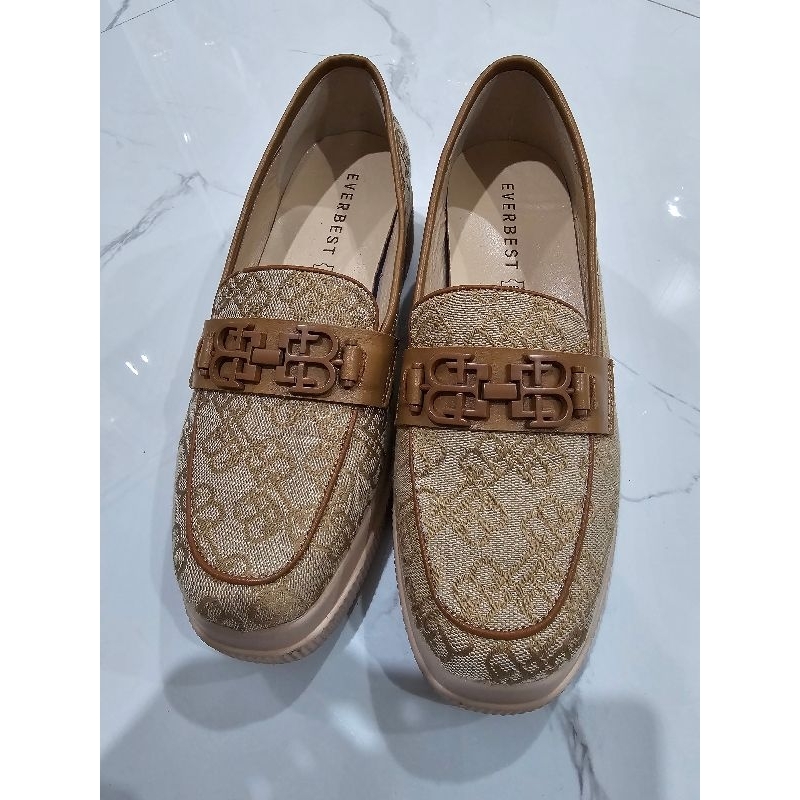 Sepatu Everbest [Preloved]