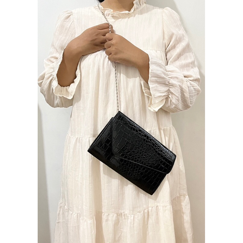 Sling Bag rantai forever 21