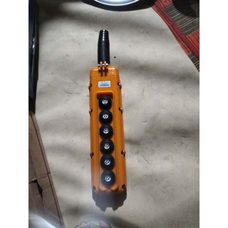 HB - 6PWI.  AC 250V 3A. HITACHI pushbutton pendant hitachi 6 tombol single speed