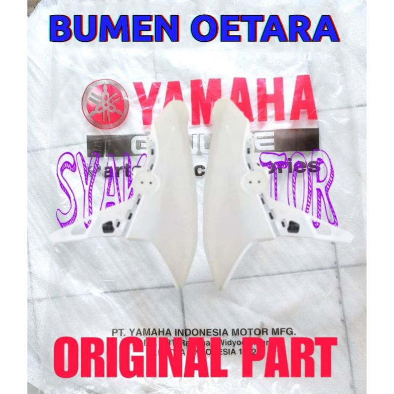 PANEL B3W-F835U-00-P B3W-F835V-00-P COVER PANEL SAYAP DEPAN MIO GEAR 125 PUTIH ORIGINAL YAMAHA