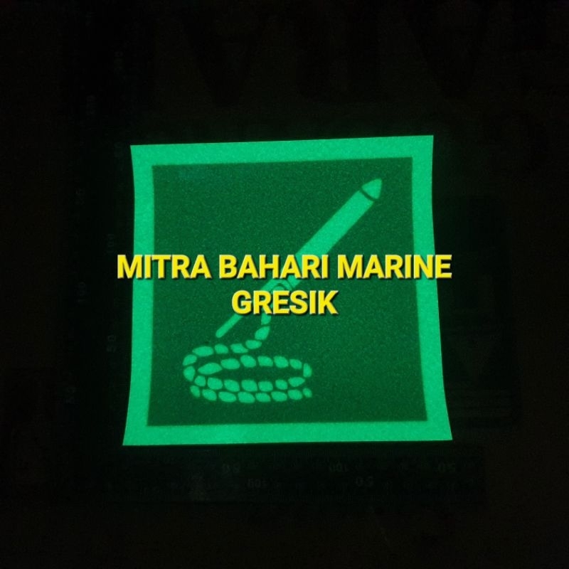 

Stiker IMO Symbol IMPA 334068 Line Throwing Appliance Ukuran 15x15cm Glow In The Dark