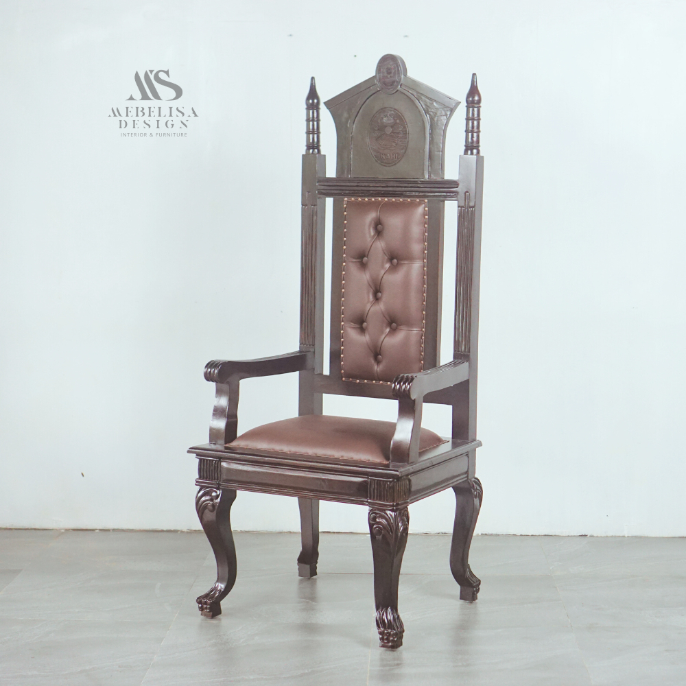 Kursi Hakim Klasik Kursi Raja Klasik dengan Ukiran Mewah