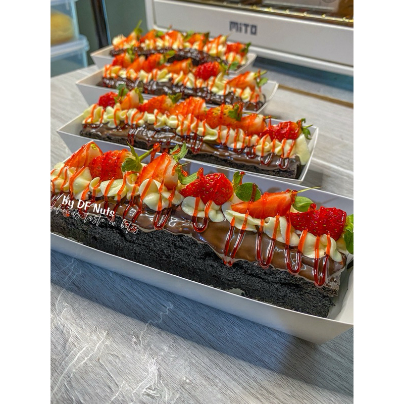 

lavacake brownies by Df nuts