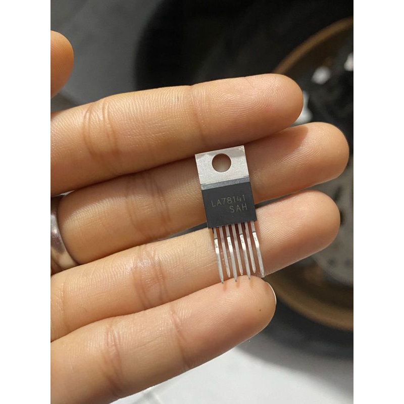 La78141 Original Cabutan IC Regulator LA 78141 Cabutan Cbt