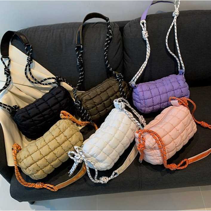 Carlyn Puffy Bag MINI Warna Glossy - Dumpling Bag Korea Import Tas Selempang Wanita Bangkok Thailand