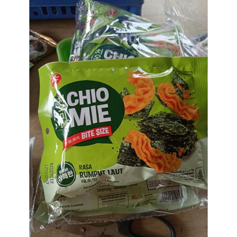 

RufiStoreJember - Snack Chio Mie bite size rasa rumput laut serenceng isi 10pcs