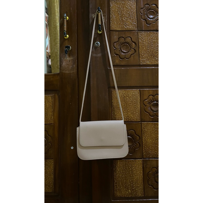 Tas selempang Miniso