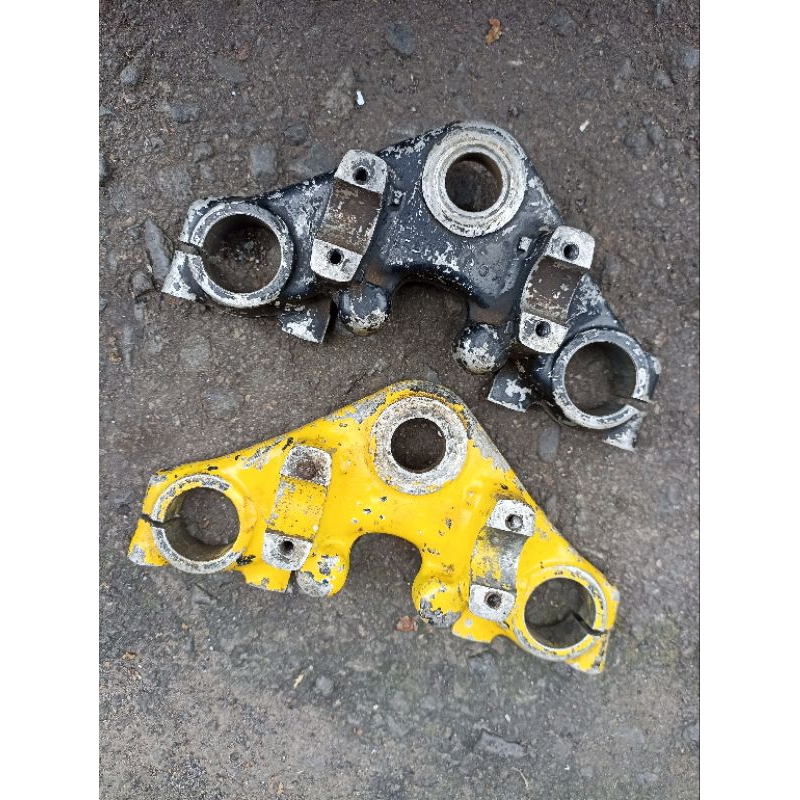 Segitiga atas Honda Tiger 2000 Original