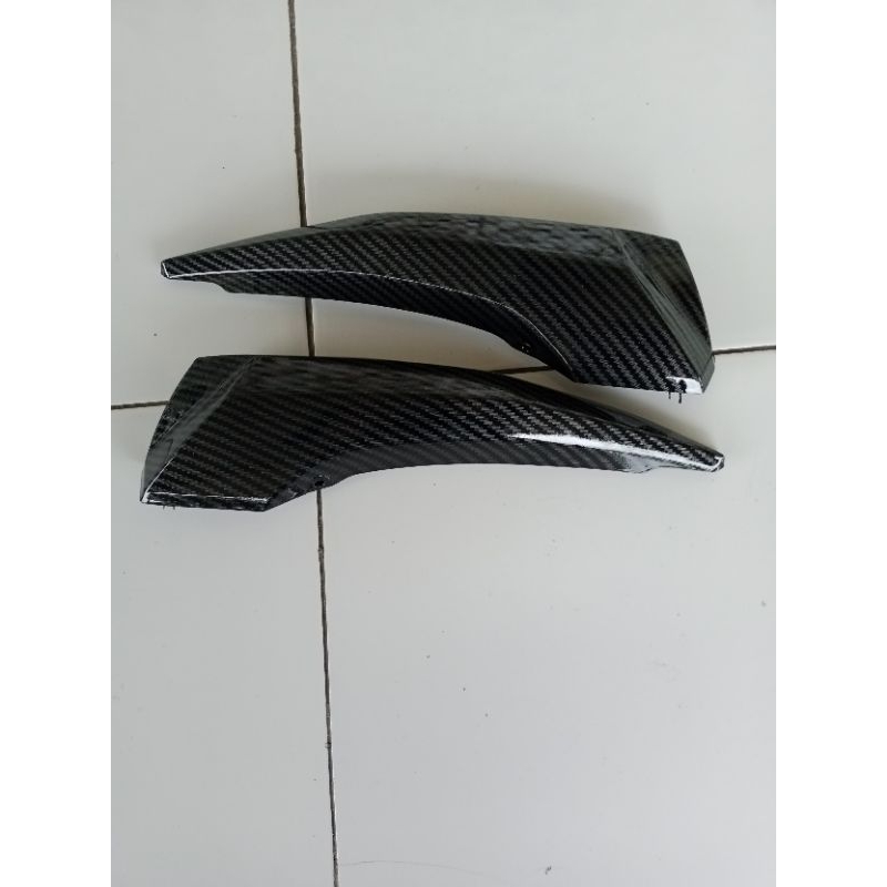 SAMBUNGAN BODY BELAKANG BEAT FI 2013/2014/2015 CARBON CLUP