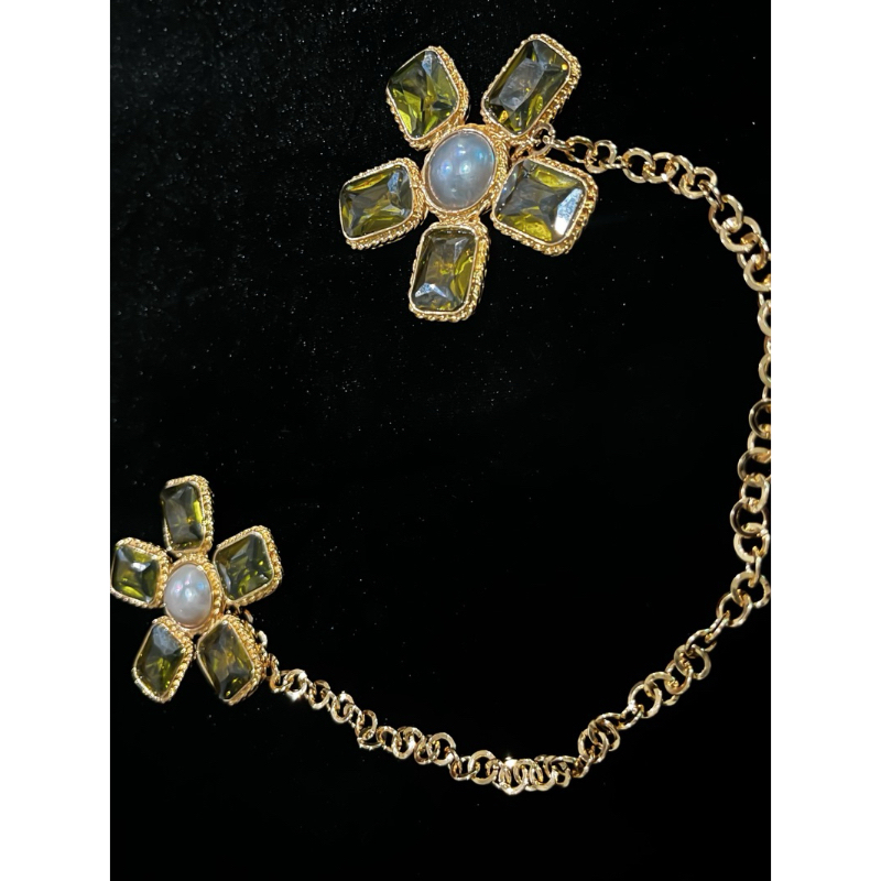 Zaira Premium Medium Brooch - Bros Kebaya | Bros Etnik | Bros Tembaga Lapis Emas