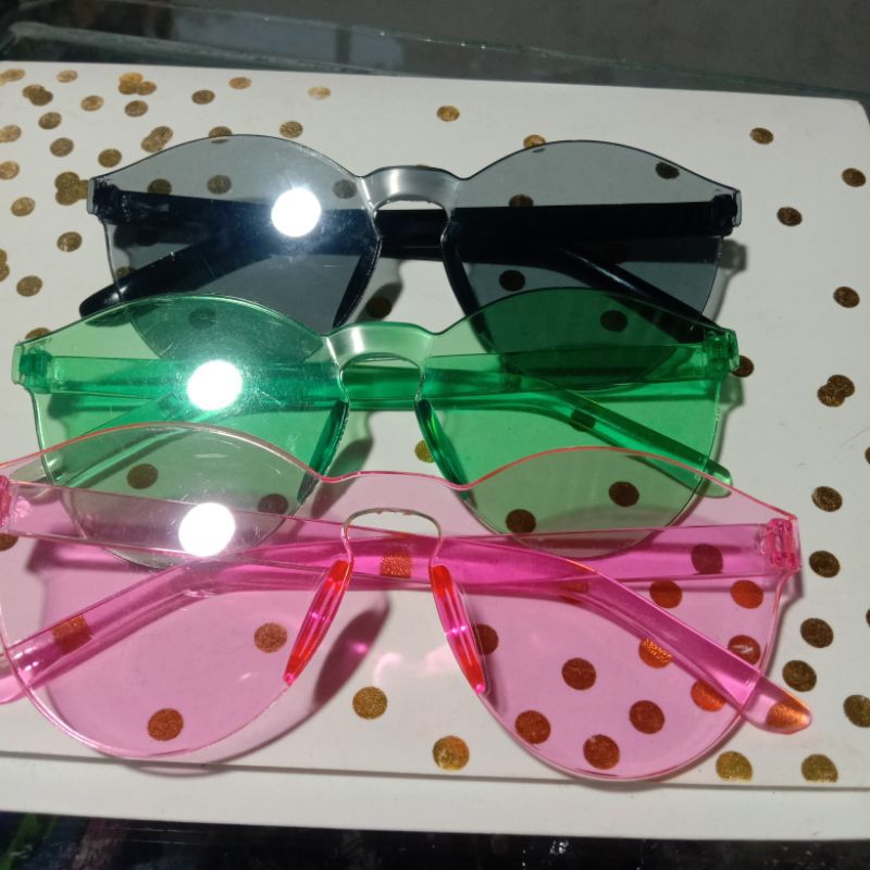 kacamata tanpa bingkai