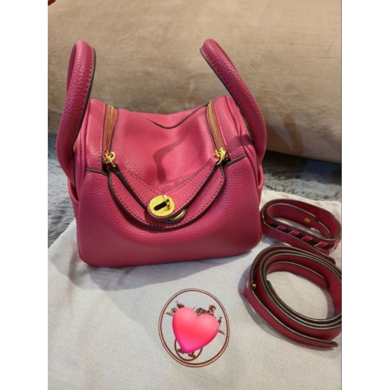 Tas Handbag Shoulder Slingbag Wanita Fuschia (Preloved)