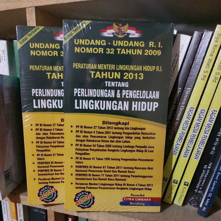 

KODE P84R UNDANG UNDANG R I NOMOR 32 TAHUN 29 TENTANG PERLINDUNGAN DAN PENGELOLAAN LINGKUNGAN HIDUP