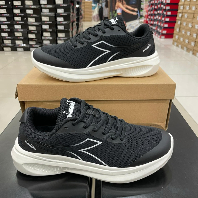 (DIARU241207B) Diadora Murdock Men's Running Shoes - Black ORIGINAL