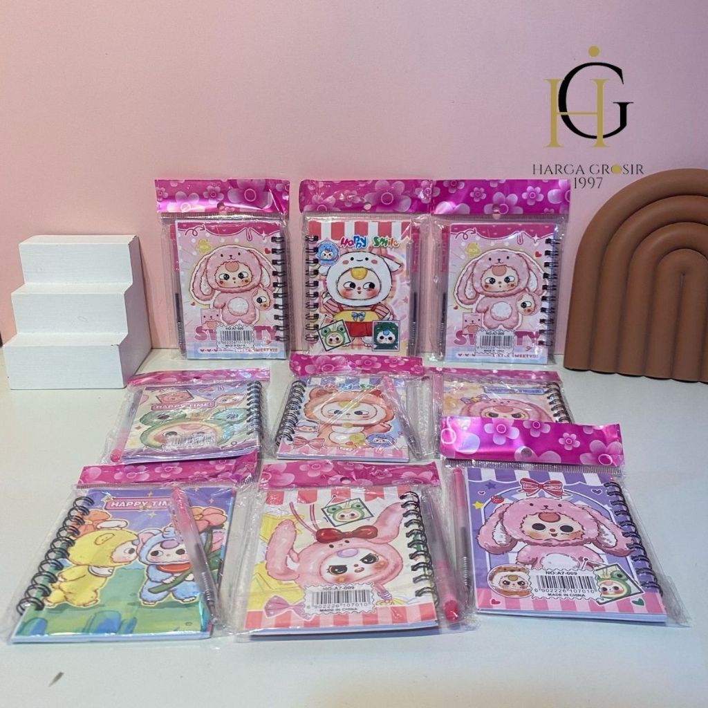 

BUKU SPIRAL A7 BABY THREE DAPAT 1 PULPEN BK-1876 BUKU NOTEBOOK LUCU MURAH BISA COD