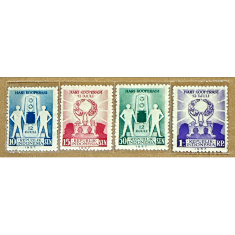 

(BA) PRANGKO INDONESIA 1957 HARI KOPERASI 4V SERIES MINT.