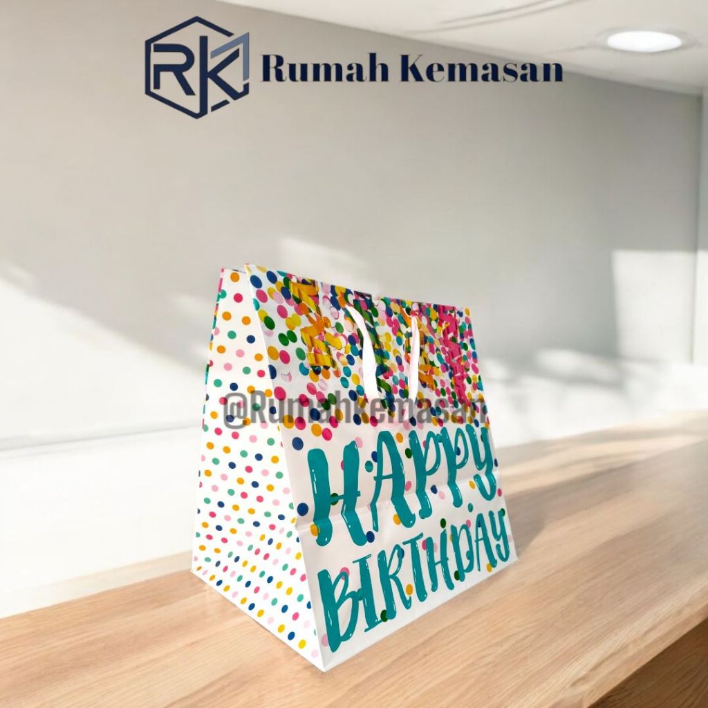 

Paperbag Motif 38x28x38 Cm | Paperbag Murah | Paperbag Ulang Tahun | Paperbag Motif