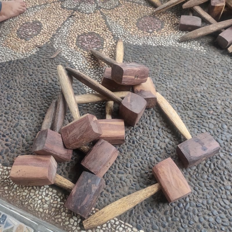 pengotok panggul pahat ukir bali