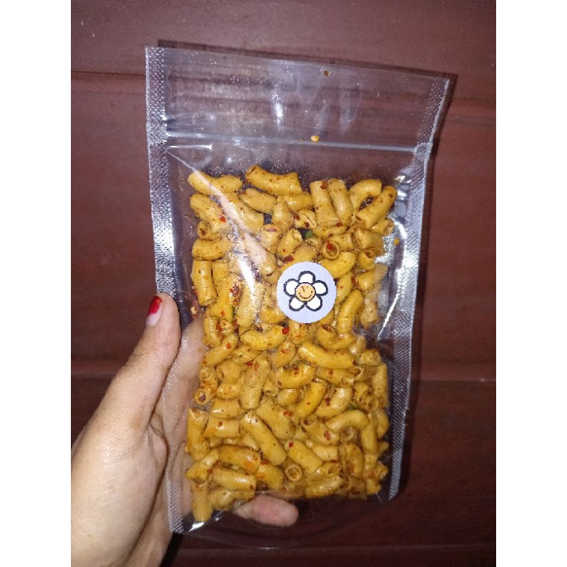 

Makaroni bantat kemasan pouch / makroni kudu/makroni pedas