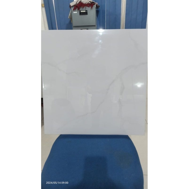 Granit Lantai 60x60 Putih Motif Marmer | AJ Bangunan