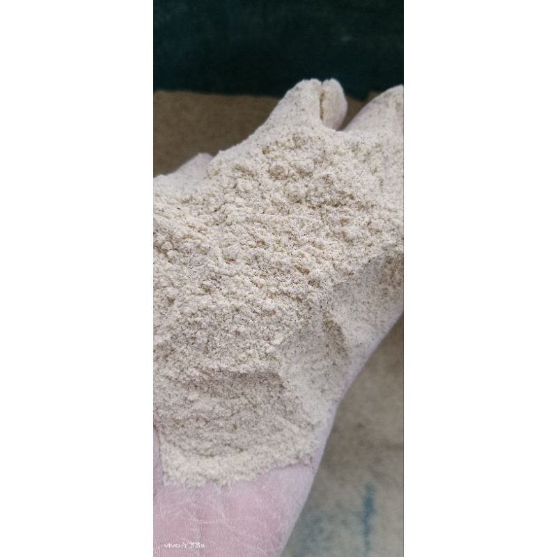 

tepung kacang ijo untuk bahan kue atupun campuran pakan/mangan lainya