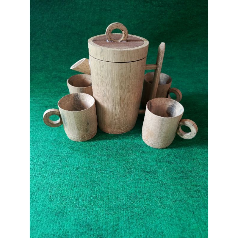 1teko + 4 pcs cangkir bambu dengan kualitas terbaik paling banyak dicari unik dan menarik.