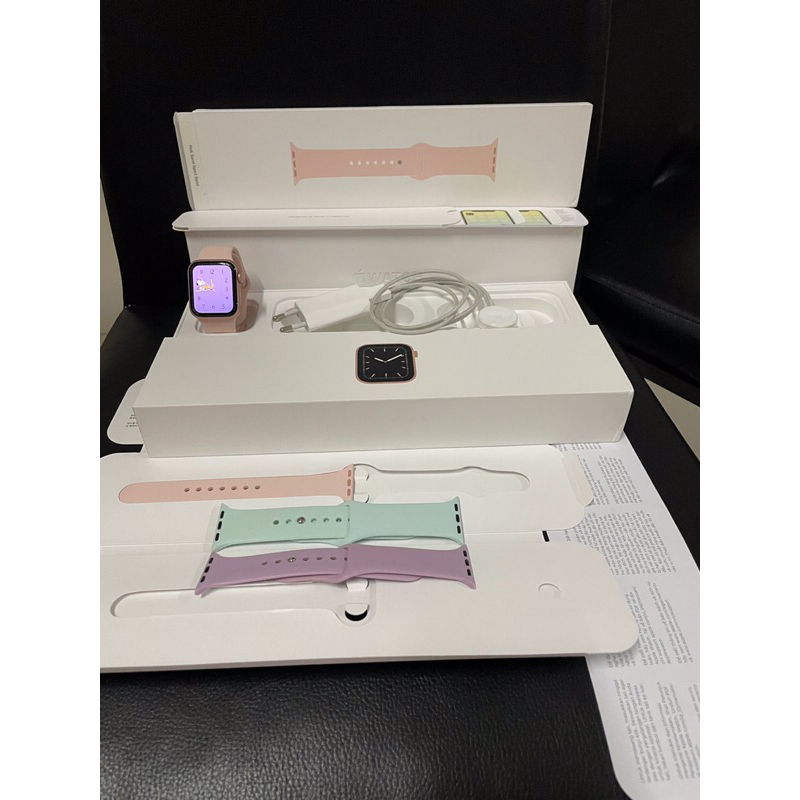 Apple Watch Series 5 40mm iBox Preloved