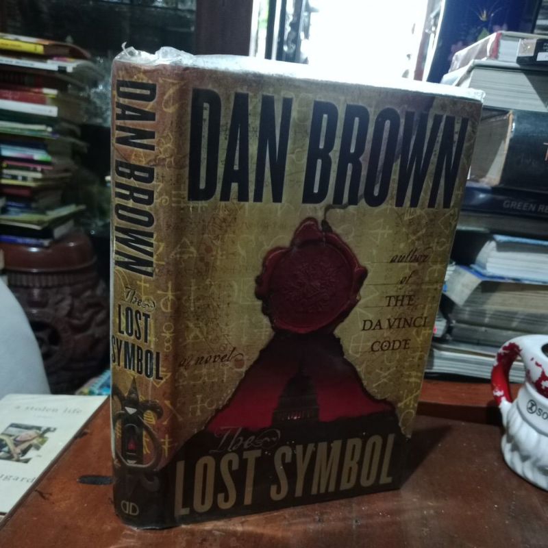 THE LOST SYMBOL - DAN BROWN