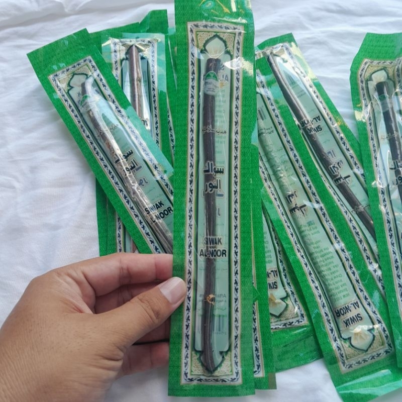 SIWAK HITAM SIWAK ZAITUN SIWAK WANGI