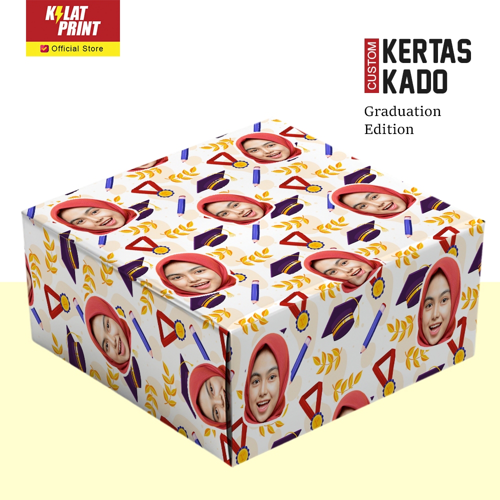 

Kertas Kado Custom Muka Foto Wisuda Teman Pacar Graduation Edition