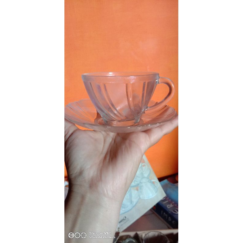 Set Cangkir Gelas teh kopi isi 4 dan tatakan