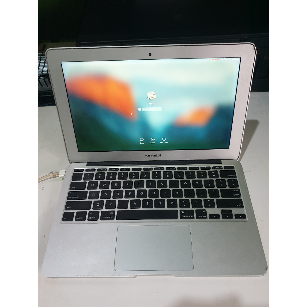 Macbook Air A1370 2011 second lupa password core i5