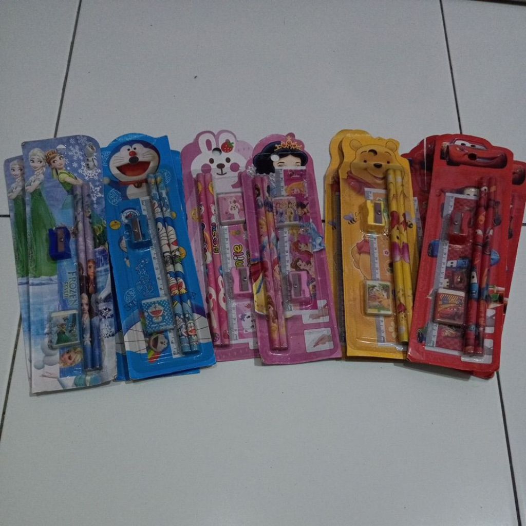 

Set Pensil Serba 3000