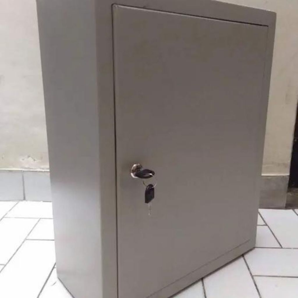 BOX PANEL INDOR 40X50X18 TEBAL 1mm