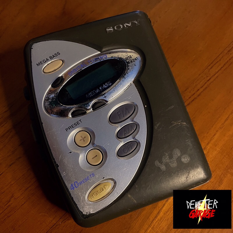 WALKMAN SONY WM-FX241