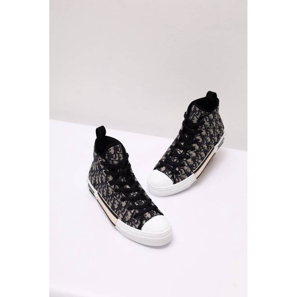 CHRISTIAN DIOR B23 DIOR OBLIQUE JACQUARD HIGH - TOP SNEAKER IN BEIGE / BLACK
