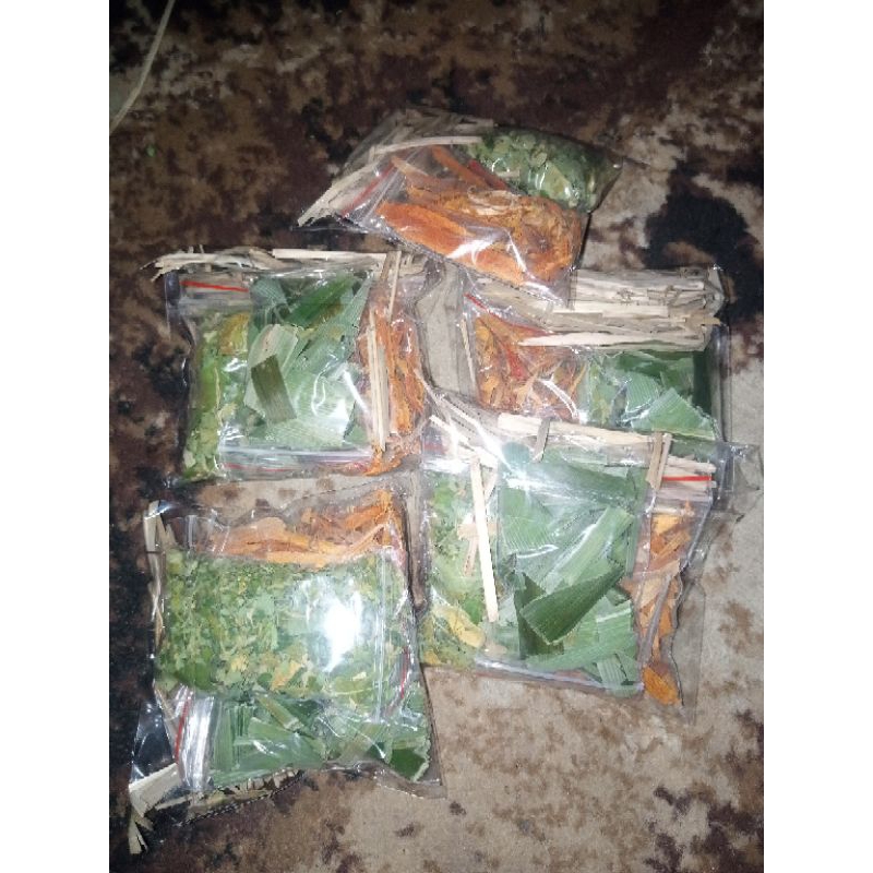 

Wedang Kelor Secang Rempah Kering Herbal Berkhasiat