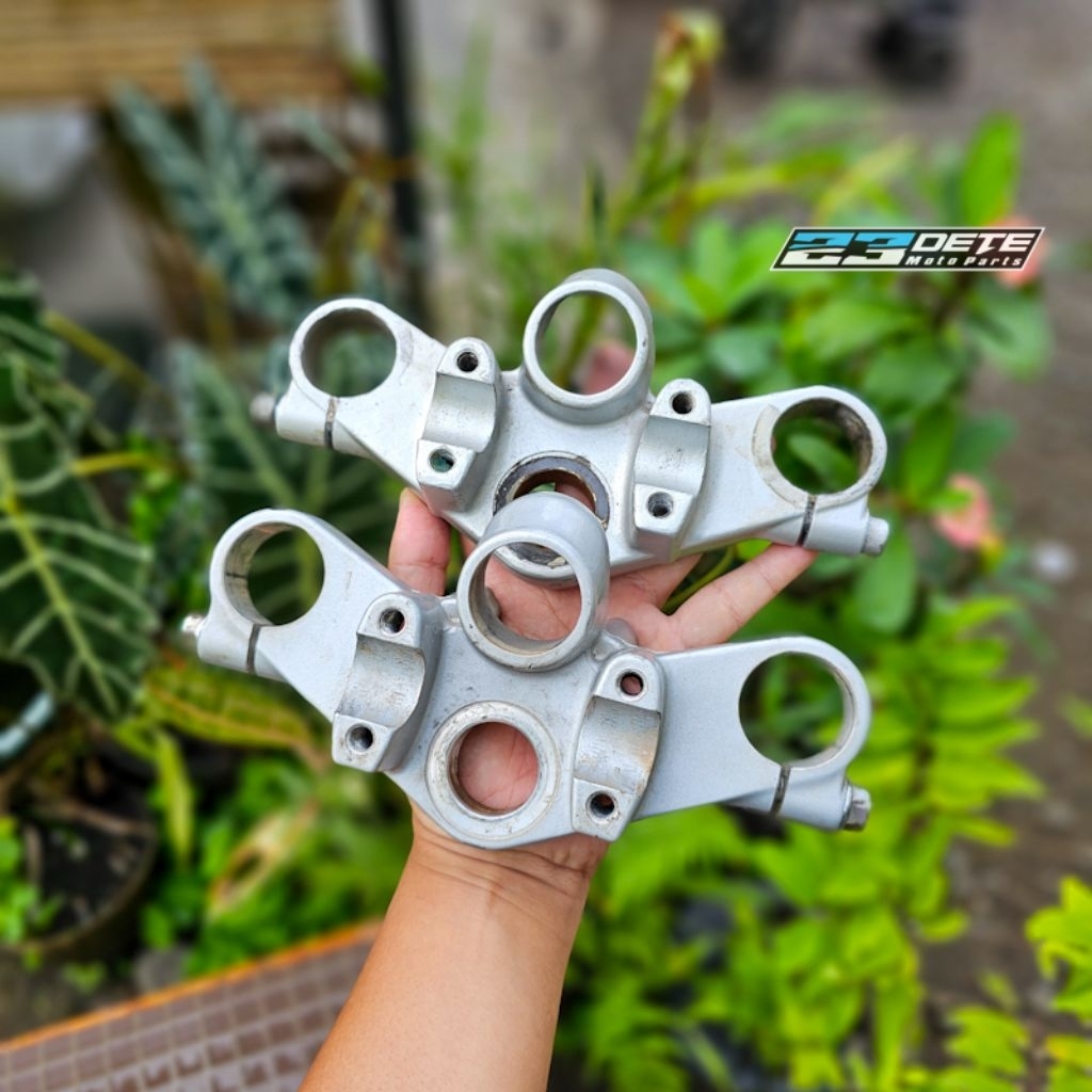 Segitiga T Atas Ninja R Old / SS original