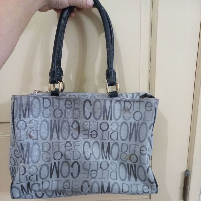 preloved tas wanita comoditee gold