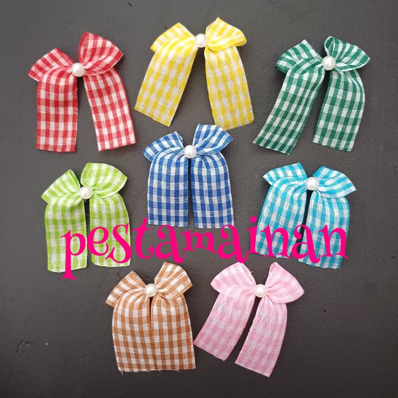 

Pita tempel souvenir ulang tahun motif kotak kotak square warna warni colorful colourful ribbon wedding happy birthday murah hampers kado siap pakai parcel parsel mutiara pearl seserahan hadiah gift serbaguna kupu kupu satin instant buket bouquet murah