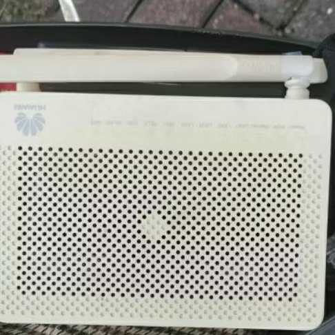 Router huawei HG8245H5 Bekas Normal