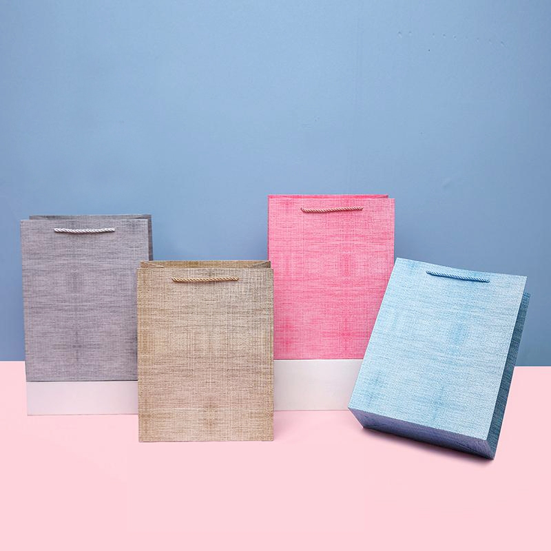 

Paper Bag / Shopping Bag (motif Goni)