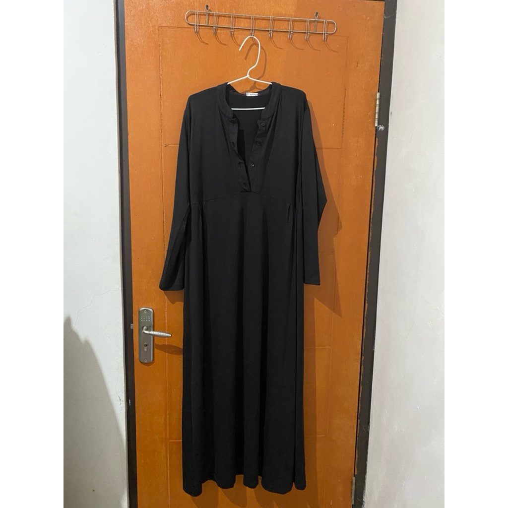 Dress hitam ELZATTA (preloved)