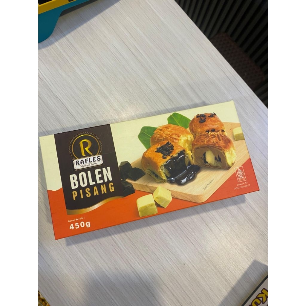 

BOLEN PISANG RAFLES