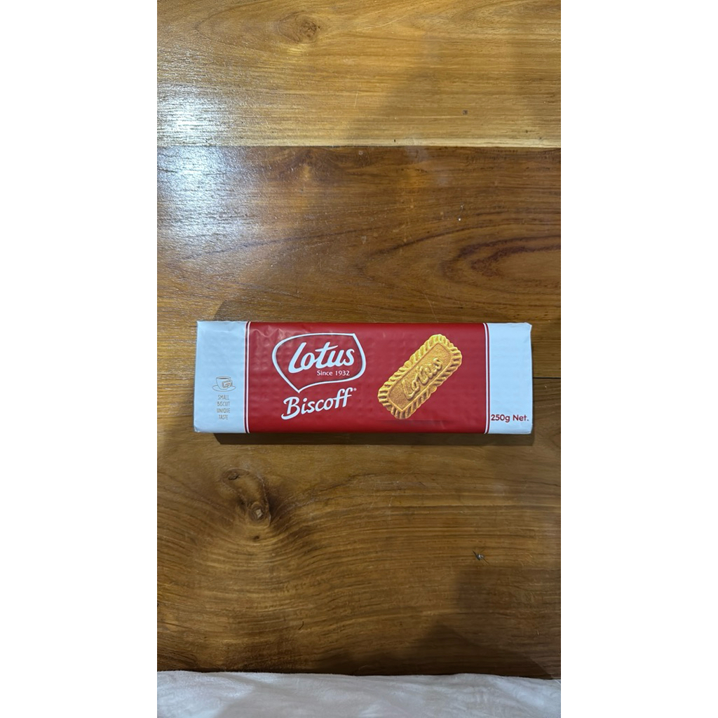 

Lotus Biscoff Caramelized Biscuit 250GR