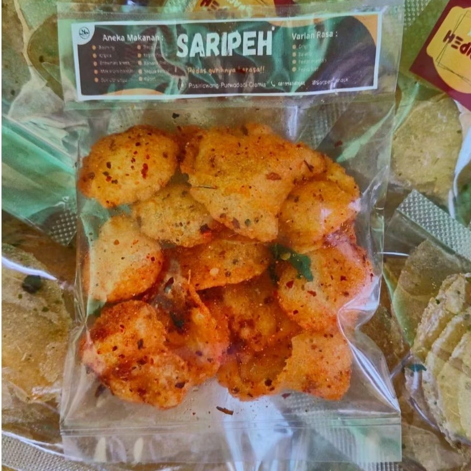 

Paket Reseller COMRING Kriuk Pedas Original Daun Jeruk saripeh snack
