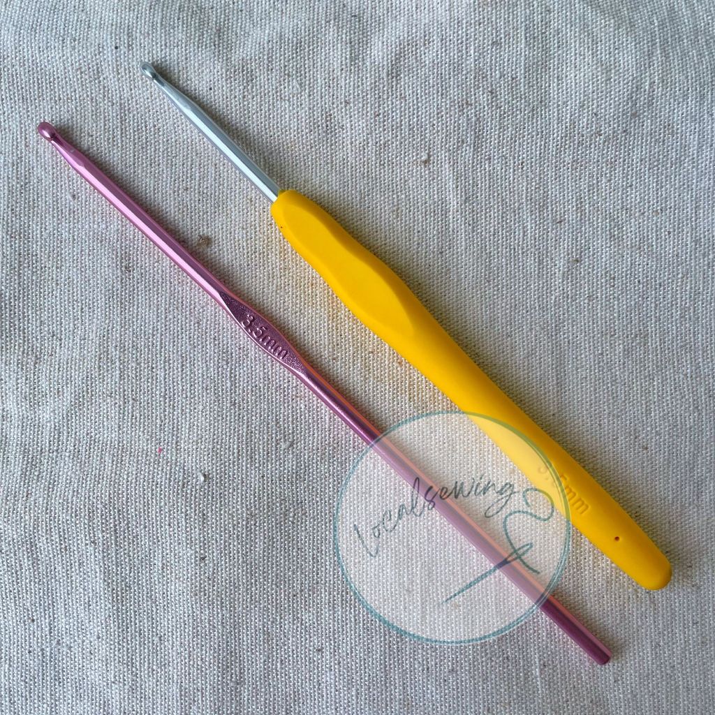 Hakpen Rajut 3.5mm / Jarum Rajut 3.5mm / Hakpen Gagang Karet 3.5mm / Hakpen Aluminium 3.5mm