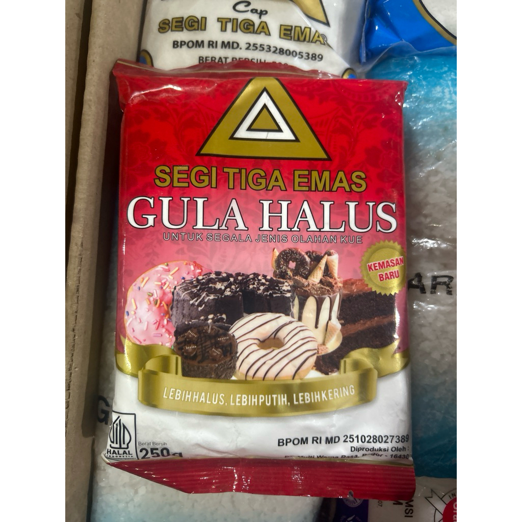 

Gula Halus Cap Segi Tiga Emas 250gr